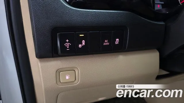 2018 Kia All New Carnival 9-Seater Hi-Limousine Sold VIN KNAMC81ABJS378517 – front exterior