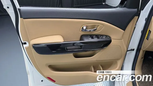 2018 Kia All New Carnival 9-seater Prestige Sold VIN KNAMC81ABJS387709 – photo 18
