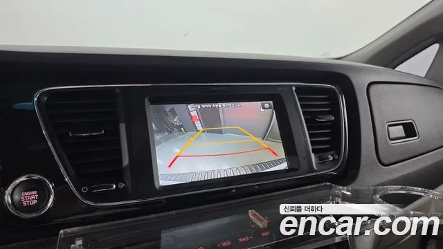 2018 Kia All New Carnival 9-seater Prestige Sold VIN KNAMC81ABJS396208 – dashboard