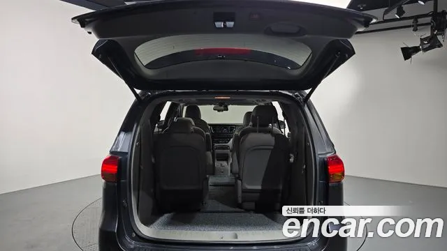 2018 Kia All New Carnival 9-seater Prestige Sold VIN KNAMC81ABJS427971 – undercarriage