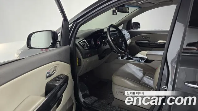 2018 Kia All New Carnival 9-seater Prestige Sold VIN KNAMC81ABJS427971 – photo 13