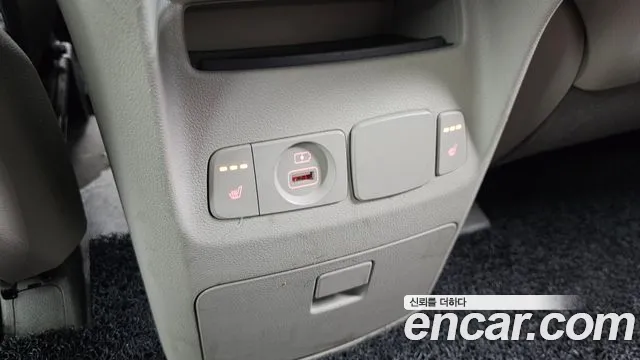 2019 Kia The New Carnival 9-Seater Prstige Sold VIN KNAMC81ABKS447243 – photo 19