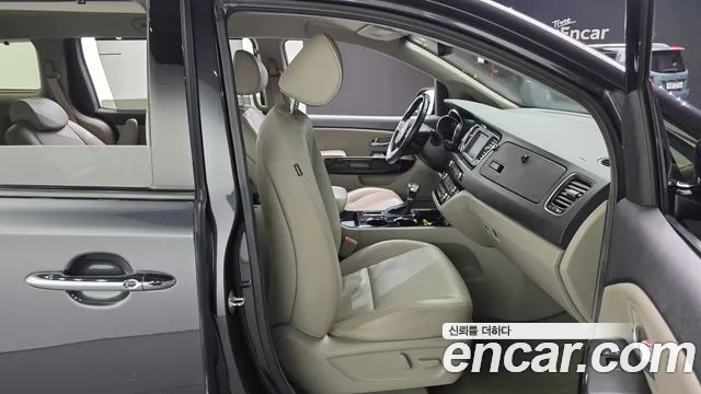 2019 Kia The New Carnival 9-Seater Prstige Sold VIN KNAMC81ABKS458262 – side profile