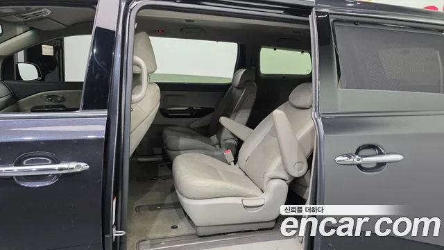 2019 Kia The New Carnival 9-Seater Prstige Sold VIN KNAMC81ABKS458262 – photo 17
