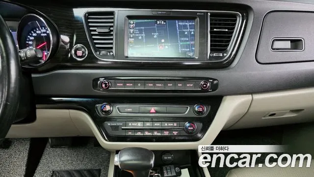 2019 Kia The New Carnival 9-Seater Prstige Sold VIN KNAMC81ABKS465068 – photo 17