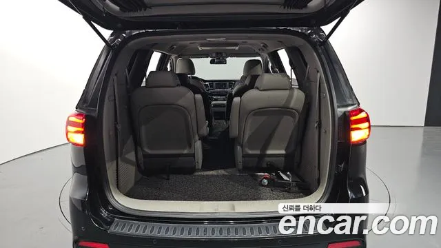 2019 Kia The New Carnival 9-Seater Prstige Sold VIN KNAMC81ABKS473699 – front exterior