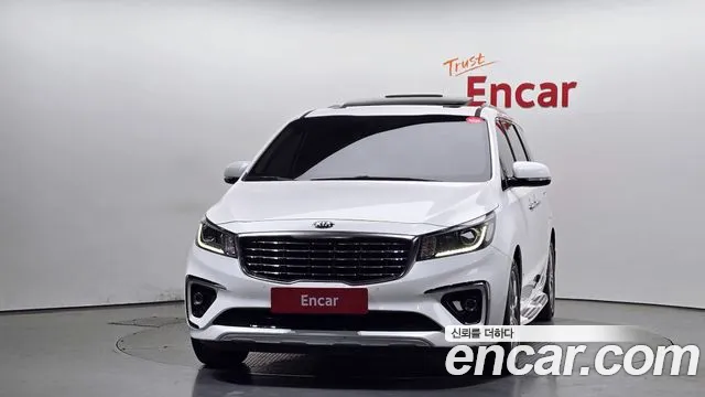 2019 Kia The New Carnival 9-Seater Prstige Sold VIN KNAMC81ABKS481142 – trunk area