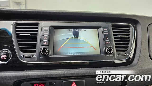 2019 Kia The New Carnival 9-Seater Prstige Sold VIN KNAMC81ABKS495872 – dashboard