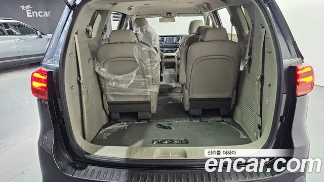 2019 Kia The New Carnival 9-Seater Prstige Sold VIN KNAMC81ABKS495872 – photo 12