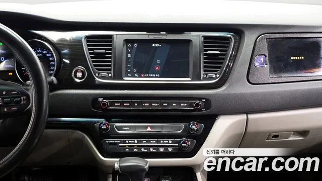 2019 Kia The New Carnival 9-Seater Prstige Sold VIN KNAMC81ABKS533366 – photo 11 2019 Kia The New Carnival 9-Seater Prstige Sold VIN KNAMC81ABKS533366 – photo 11