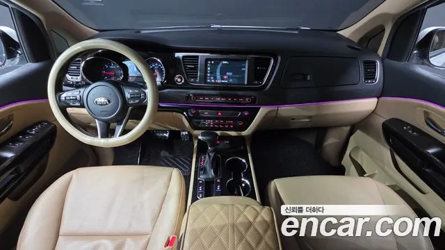 2019 Kia The New Carnival 9-Seater Prstige Sold VIN KNAMC81ABKS538102 – interior seats