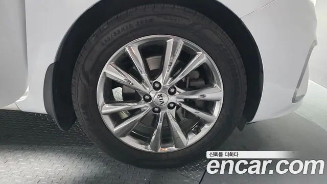 2019 Kia The New Carnival 9-Seater Prstige Sold VIN KNAMC81ABKS538102 – photo 18