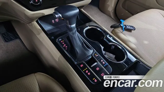 2019 Kia The New Carnival 9-Seater Prstige Sold VIN KNAMC81ABKS548239 – side profile