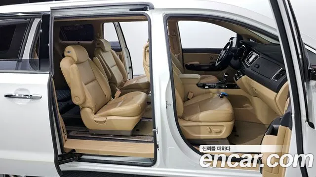 2019 Kia The New Carnival 9-Seater Prstige Sold VIN KNAMC81ABKS548239 – photo 12