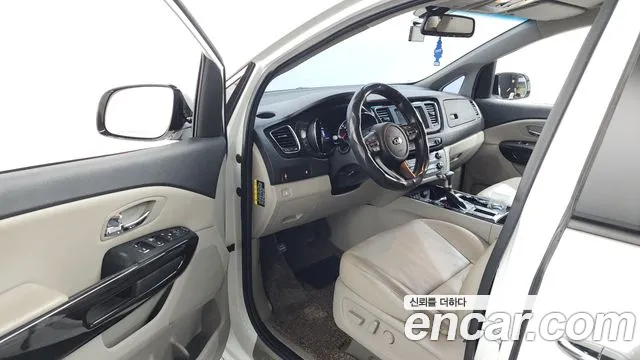 2019 Kia The New Carnival 9-Seater Prstige Sold VIN KNAMC81ABKS557888 – front exterior