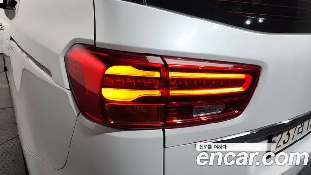 2019 Kia The New Carnival 9-Seater Prstige Sold VIN KNAMC81ABKS558095 – photo 12