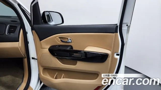 2019 Kia The New Carnival 9-Seater Prstige Sold VIN KNAMC81ABKS558095 – photo 30