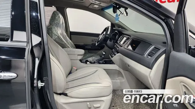 2019 Kia The New Carnival 9-Seater Prstige Sold VIN KNAMC81ABKS577997 – photo 13