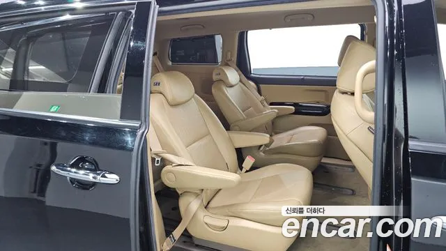 2019 Kia The New Carnival 9-Seater Prstige Sold VIN KNAMC81ABKS609501 – undercarriage