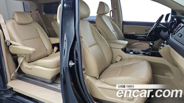 2019 Kia The New Carnival 9-Seater Prstige Sold VIN KNAMC81ABKS609501 – photo 15