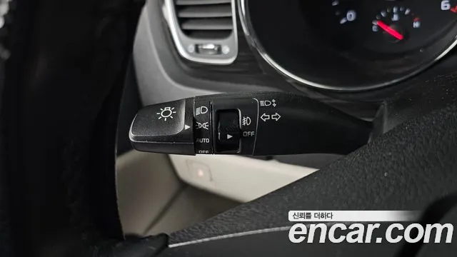2019 Kia The New Carnival 9-Seater Prstige Sold VIN KNAMC81ABKS611008 – photo 19
