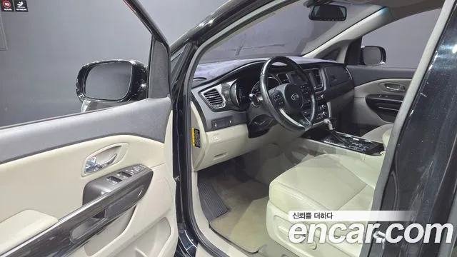 2020 Kia The New Carnival 9-Seater Prstige Sold VIN KNAMC81ABLS637189 – undercarriage