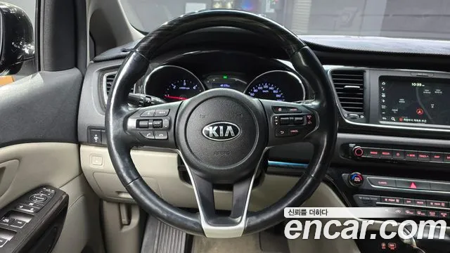 2020 Kia The New Carnival 9-Seater Prstige Sold VIN KNAMC81ABLS637189 – photo 17