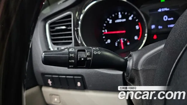 2020 Kia The New Carnival 9-Seater Prstige Sold VIN KNAMC81ABLS639858 – trunk area