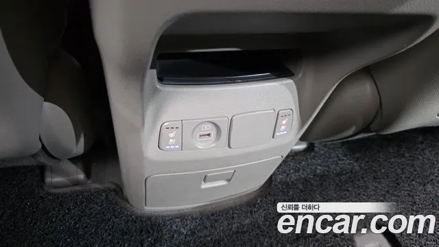 2020 Kia The New Carnival 9-Seater Prstige Sold VIN KNAMC81ABLS644590 – front exterior