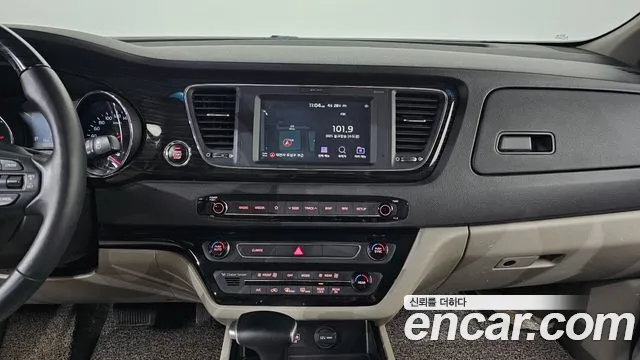 2020 Kia The New Carnival 9-Seater Prstige Sold VIN KNAMC81ABLS660975 – photo 12 2020 Kia The New Carnival 9-Seater Prstige Sold VIN KNAMC81ABLS660975 – photo 12