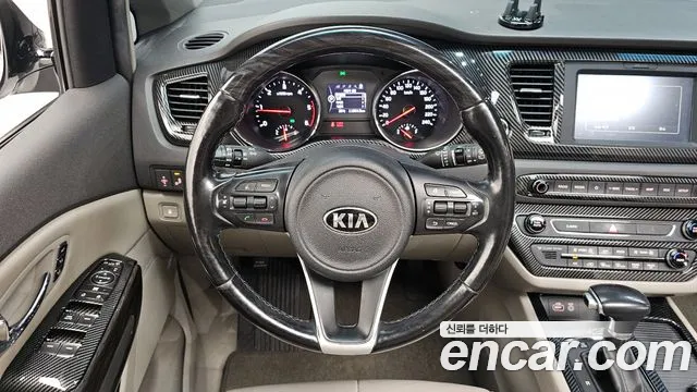 2018 Kia All New Carnival 9-Seater Noblesse Special Sold VIN KNAMD81ABJS384137 – rear exterior