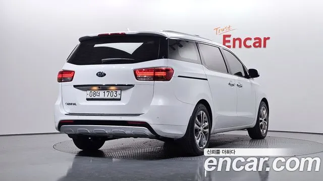2018 Kia All New Carnival 9-Seater Noblesse Special Sold VIN KNAMD81ABJS384137 – photo 11