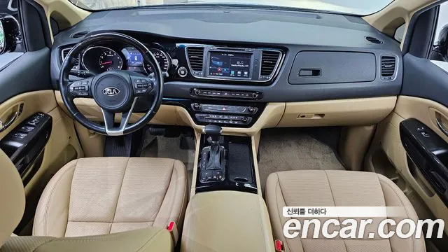 2018 Kia All New Carnival Gasoline 7-seater Limousine Sold VIN KNAME811BJS424365 – odometer reading