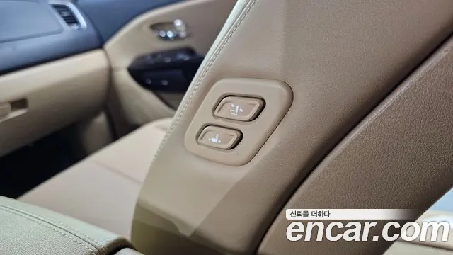 2018 Kia All New Carnival Gasoline 7-seater Limousine Sold VIN KNAME811BJS424365 – photo 20