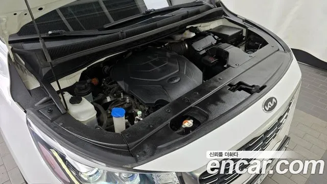 2019 Kia The New Carnival Gasoline 9-Seater Noblesse Special Sold VIN KNAME811BKS450564 – exterior detail 2019 Kia The New Carnival Gasoline 9-Seater Noblesse Special Sold VIN KNAME811BKS450564 – exterior detail