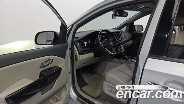 2019 Kia The New Carnival Gasoline 9-Seater Noblesse Special Sold VIN KNAME811BKS460074 – interior seats