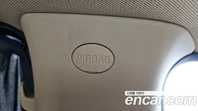 2019 Kia The New Carnival Gasoline 9-Seater Hi-Limousine Sold VIN KNAME811BKS524732 – exterior detail
