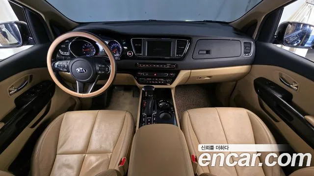 2019 Kia The New Carnival Gasoline 9-Seater Hi-Limousine Sold VIN KNAME811BKS527358 – front exterior