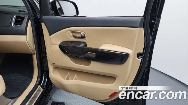 2019 Kia The New Carnival Gasoline 9-Seater Hi-Limousine Sold VIN KNAME811BKS541108 – photo 14
