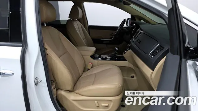 2019 Kia The New Carnival Gasoline 9-Seater Noblesse Special Sold VIN KNAME811BKS558319 – front exterior