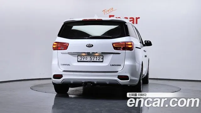 2019 Kia The New Carnival Gasoline 7-Seater Limousine Sold VIN KNAME811BKS575764 – dashboard
