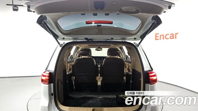 2019 Kia The New Carnival Gasoline 7-Seater Limousine Sold VIN KNAME811BKS575764 – photo 30