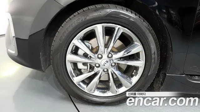 2020 Kia The New Carnival Gasoline 9-seater Limousine(Special vehicle) VIN KNAME811BLS624180