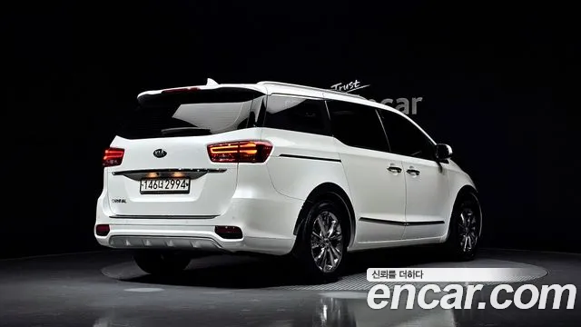 2020 Kia The New Carnival Gasoline 9-Seater Noblesse Special Sold VIN KNAME811BLS637339 – exterior detail 2020 Kia The New Carnival Gasoline 9-Seater Noblesse Special Sold VIN KNAME811BLS637339 – exterior detail