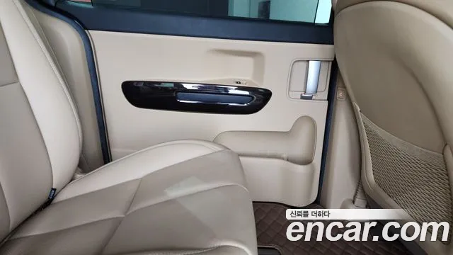2017 Kia All New Carnival 7-seater Limousine Sold VIN KNAME81ABHS316602 – photo 20