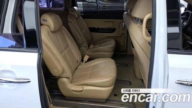 2017 Kia All New Carnival 9-seater Noblesse Sold VIN KNAME81ABHS316694 – dashboard