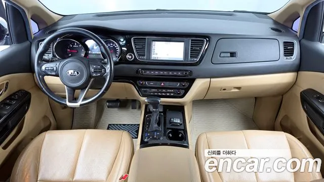 2017 Kia All New Carnival 9-seater Noblesse Sold VIN KNAME81ABHS316694 – interior seats