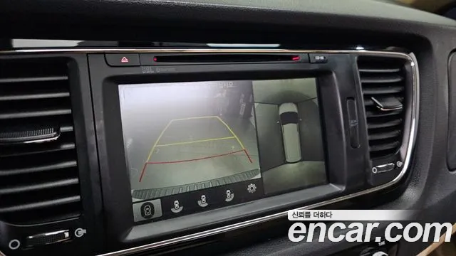 2018 Kia All New Carnival 9-seater Noblesse Sold VIN KNAME81ABJS350231 – exterior detail