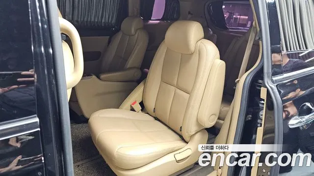 2018 Kia All New Carnival 9-seater Hi-Limousine Sold VIN KNAME81ABJS352529 – odometer reading