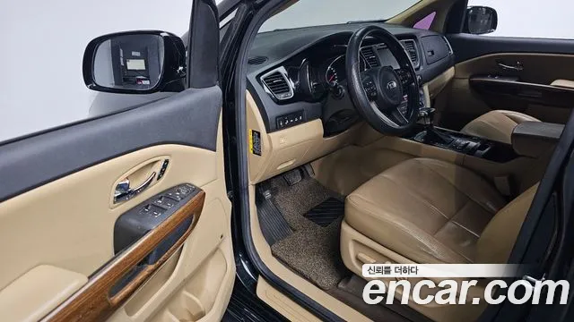 2018 Kia All New Carnival 9-seater Hi-Limousine Sold VIN KNAME81ABJS352529 – photo 18